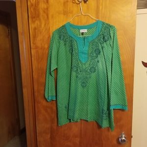 Women's embroidered tunic